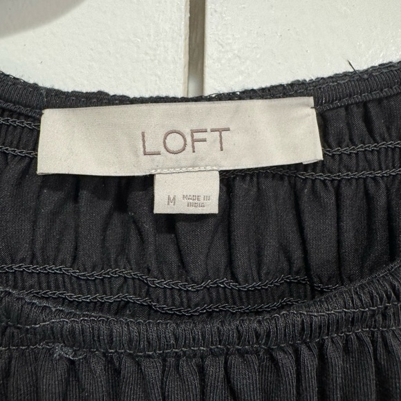NWOT Loft Smocked Bodice Black Top Size Medium - Picture 4 of 4